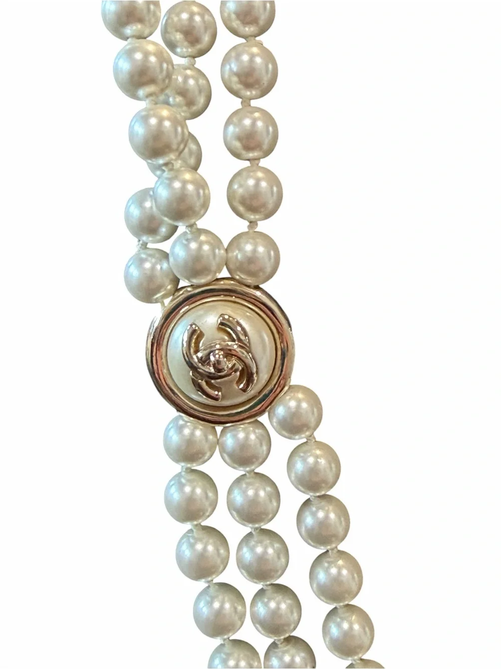CHANEL Ivory Triple-Strand Faux Pearl Necklace with Signature Medallion